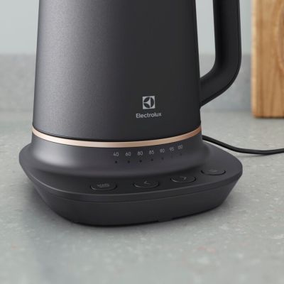 Электрочайник Electrolux E7K1-6BP | Зображення 8