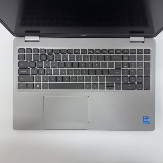 Ультрабук Dell Precision 3560 / 15.6" (1920x1080) IPS / Intel Core i5-1135G7 (4 (8) ядра по 4.2 GHz) / 16 GB DDR4 / 256 GB SSD / Intel Iris Xe Graphics / WebCam б/у | Зображення 3