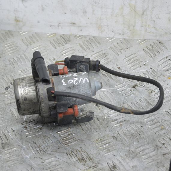 Насос повітряний Mercedes C-Class W203 2000-2007 Вакуумний насос Мерседес в203 A0004351301