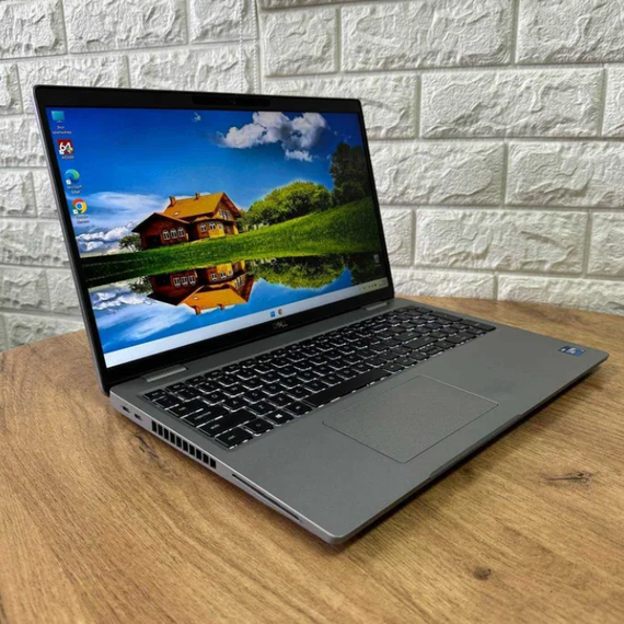 Ноутбук Dell Latitude 5520 15,6" FHD IPS i7 1185G7 16Gb SSD 512Gb Б/В | Зображення 4