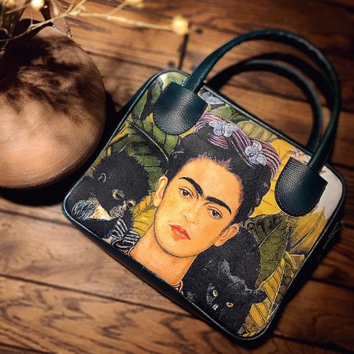 Сумка жіноча Kitto Фрида Кало 25x20x9 см