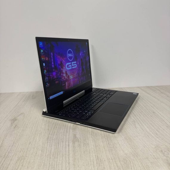 Ігровий ноутбук Dell G5 15 5590 / 15.6" (1920X1080) IPS / Intel Core i7-8750H (6 (12) ядер по 2.2 - 4.1 GHz) / 16 GB DDR4 / 512 GB SSD / nVidia GeForce RTX 2060, 6 GB GDDR6, 192-bit / WebCam б/в | Зображення 2
