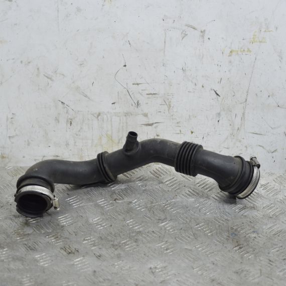 Патрубок повітря 1.0 EcoBoost Ford Fiesta VII 2008-2017 Патрубок впускного колектора Форд Фієста 7 C1B19C623BC