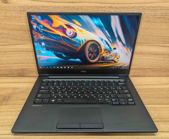 Ультрабук Dell Latitude 7370 / 13.3" (1920x1080) IPS / Intel Core m5-6Y57 (2 (4) ядра по 1.1 - 2.8 GHz) / 8 GB DDR3 / 240 GB SSD / Intel HD Graphics 515 / mHDMI / Windows 10 б/у + Подарок Флэш-накопитель USB 32 GB | Зображення 1