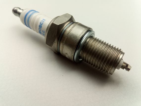 Свічка запалювання BOSCH SUPER PLUS WR7DC +1 (ВАЗ 2101-2108, Lanos 1.5) (0242235663) (2111-3707010) | Зображення 2