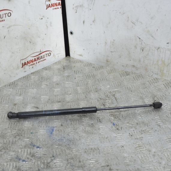 Амортизатор кришки багажника Renault Clio III 2007-2014 Газова пружина багажника Рено Кліо 3 8200583852