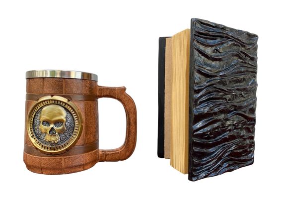 Подарунковий набір Кухоль 3D Череп Gold Rose та Блокнот 3D «Книга, що дивиться у відповідь» | Зображення 1