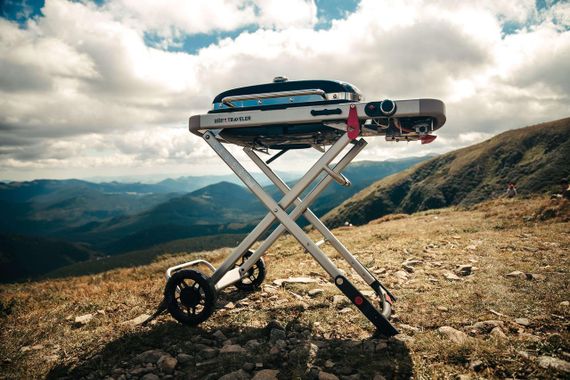 Газовий гриль Weber Traveler чорний | Зображення 7