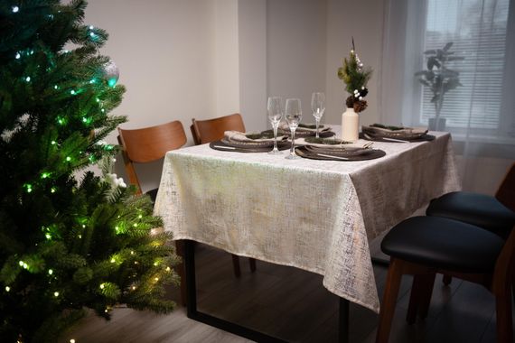 Скатертина Ardesto Shine 120х140см, 100% поліестер, золотистий (ART07SG) | Зображення 1