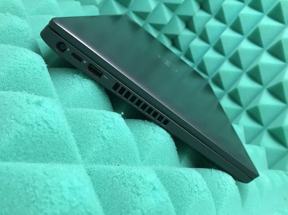 Ультрабук Б-класс Dell Latitude 5400 / 14" (1920x1080) IPS / Intel Core i5-8265U (4 (8) ядра по 1.6 - 3.9 GHz) / 8 GB DDR4 / 256 GB SSD / Intel UHD Graphics 620 / WebCam / USB 3.1 / HDMI / Windows 10 б/у | Зображення 4
