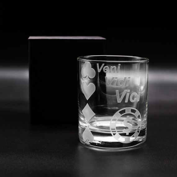 Подарункова склянка 300 мл для віскі соку води з гравіюванням Покер