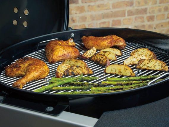 Вугільний гриль Weber Performer GBS 57 см, чорний | Зображення 8