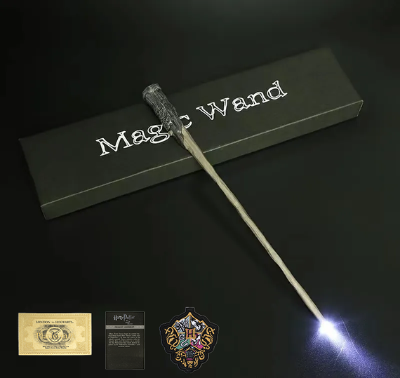 Чарівна паличка зі світу "Гаррі Поттер" (Гаррі Поттер) з ліхтариком