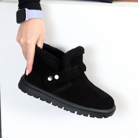 Люксові низькі чорні замшеві зимові черевики на кнопках 38