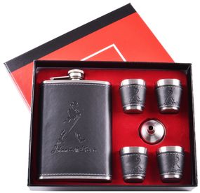 Подарочный набор 6в1 фляга, рюмки, лейка "Johnnie Walker" TZ-3