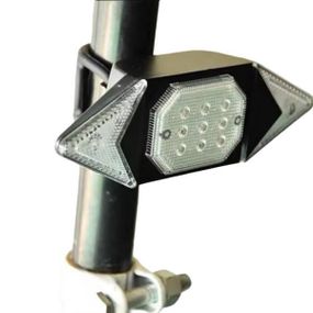 Велоліхтар із зазначенням поворотів (червоний + жовтий + блакитний) + пульт керування LY-6700 CR2032