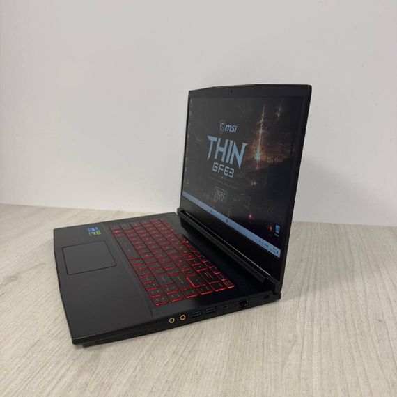 Ігровий  ноутбук Б-клас MSI Thin GF63 12UCX / 15.6" (1920x1080) IPS / Intel Core i5-12450H (8 (12) ядер по 3.3 - 4.4 GHz) / 16 GB DDR4 / 512 GB SSD / nVidia GeForce RTX 2050, 4 GB GDDR6, 64-bit / WebCam б/в | Зображення 3