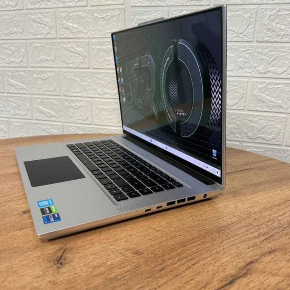 Ноутбук Gigabyte Aero 16 XE5 4K OLED i7 12700H 32Gb SSD 1Tb RTX 3070Ti Б/В | Зображення 1