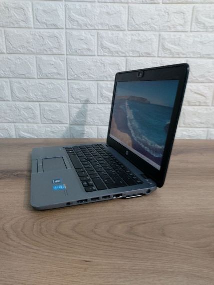 Нетбук Б-класс HP EliteBook 820 G1 / 12.5" (1920x1080) IPS / Intel Core i5-4310U (2 (4) ядра по 2.0 - 3.0 GHz) / 8 GB DDR3 / 250 GB SSD / Intel HD Graphics 4400 / WebCam б/у | Зображення 4