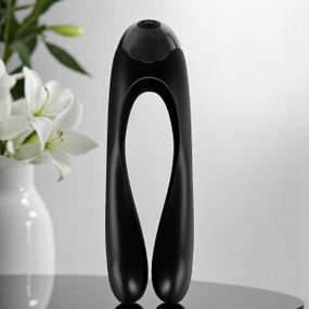 Вібратор на палець Satisfyer Candy Cane Чорний— компактний для стимуляції ерогенних зон