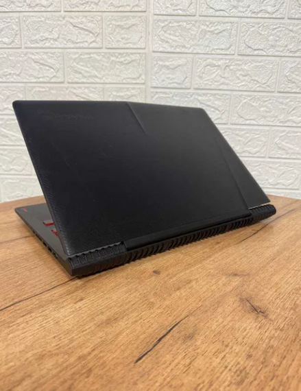 Ноутбук Lenovo Legion Y520 i5 7300HQ 8Gb SSD 500Gb GTX 1050  Б/В | Зображення 4