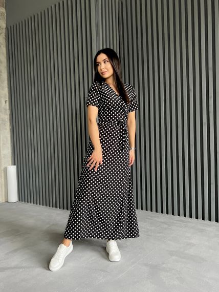 Женское летнее длинное платье в горох на запах софт PA293  цвет черный размер 44/46 (M) | Зображення 5