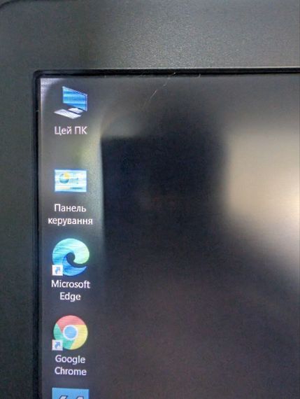 Ноутбук Б-клас Dell Latitude E6540 / 15.6" (1920x1080) TN / Intel Core i5-4310M (2 (4) ядра по 2.7 - 3.4 GHz) / 8 GB DDR3 / 1000 GB HDD / AMD Radeon HD 8790M, 2 GB GDDR5, 128-bit / WebCam / DVD-ROM б/в | Зображення 2