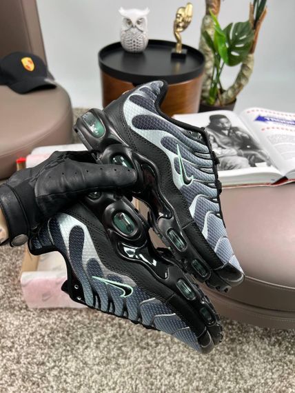 Мужские кроссовки Air Max Plus New Black Grey Red , Вьетнам 45 28.5 | Зображення 6