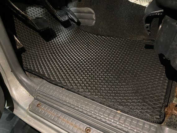 Коврики EVA (черные) Длинный, 5 штук (передние и задние) для Nissan Patrol Y60 1988-1997 гг | Зображення 2