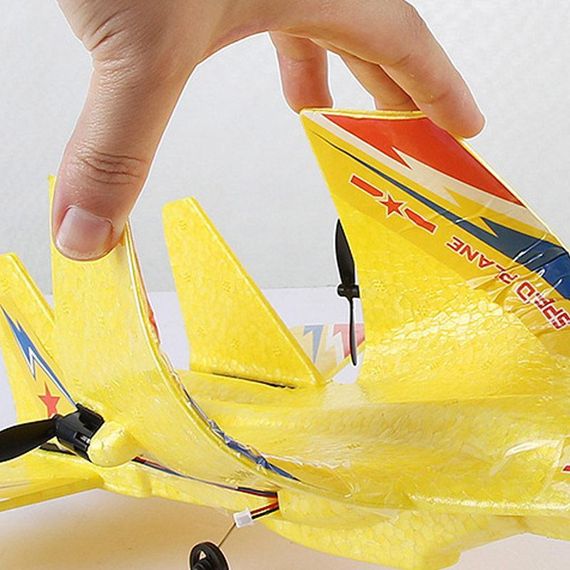 Літак на радіокеруванні SCHE HW28 SU27 Foam Red Yellow | Зображення 4