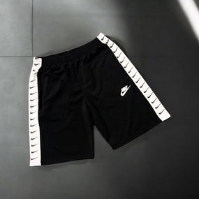 Чоловічі шорти Nike чорні (лампас)