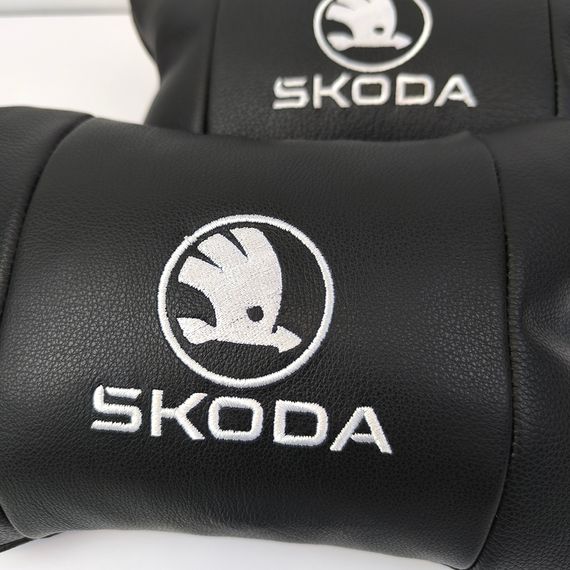 Автомобильные подушки 2 шт на подголовник Skoda / Вред, из натуральной кожи, стильный аксессуар для вашего авто | Зображення 1