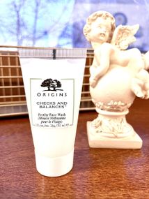 Умивалка для обличчя Origins CHECKS AND BALANCES™ Frothy Face Wash, 30 ml