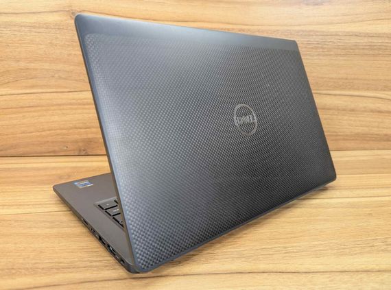 Ультрабук Dell Latitude 7420 / 14" (1920x1080) IPS / Intel Core i7-1185G7 (4 (8) ядра по 3.0 - 4.8 GHz) / 16 GB DDR4 / 256 GB SSD / Intel Iris Xe Graphics / WebCam / USB Type-C / Windows 11 б/в + Подарунок Бездротова миша / USB | Зображення 6