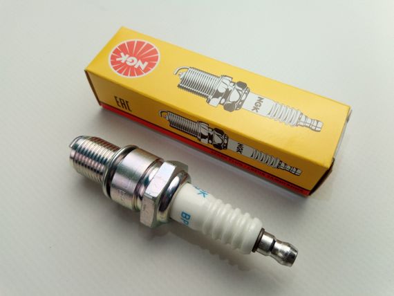 Свічка запалювання NGK BPR6ES/7822, ВАЗ 2108 (2108-3707000)