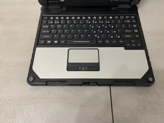 Защищенный нетбук-трансформер Panasonic Toughbook CF-33 / 12.5" (2160x1440) IPS Touch / Core i7-7600U (2 (4) ядра по 2.8 - 3.9 GHz) / 16GB DDR3 / 500GB SSD / HD Graphics 620 / WebCam / GPS / Два АКБ / Стилус б/у + Подарок Проводная мышь USB | Зображення 6