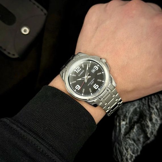 Чоловічий годинник Casio MTP-1314D-1A | Зображення 1