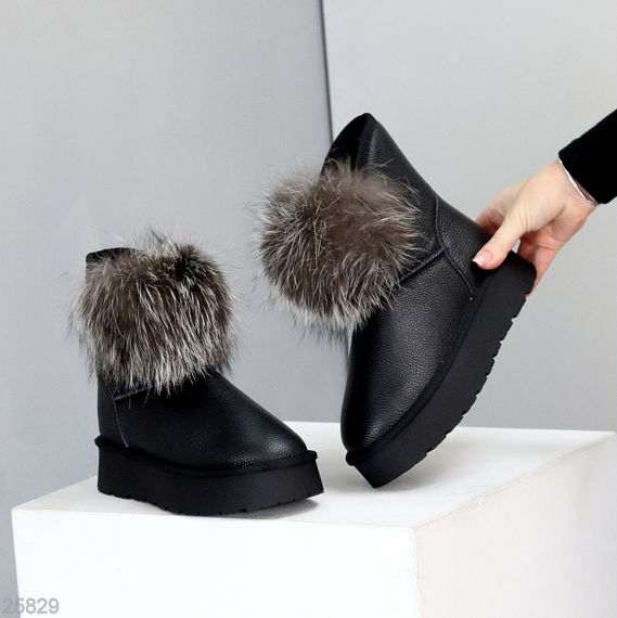Чорні шкіряні низькі уги з облямівкою натуральне хутро 41