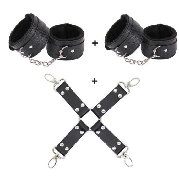 Набор БДСМ  «Love caresses» цвет черный, наручники, оковы, коннектор sexstyle