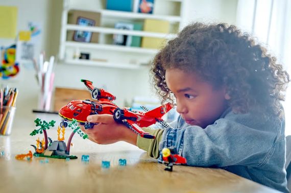 Конструктор LEGO City Пожежний рятувальний літак 60413 | Зображення 6
