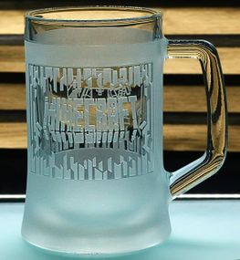 Пивний келих 670 мл Майнкрафт з гравіюванням  Скляний кухоль Minecraft з Кріпером  Подарунок геймеру  Ігровий мерч