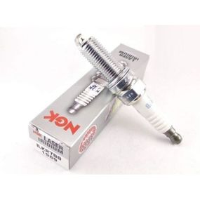 Свеча зажигания NGK 1989 ILKR7B8