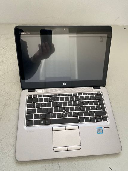 Нетбук Б-клас HP EliteBook 820 G3 / 12.5" (1920x1080) TN Touch / Intel Core i5-6200U (2 (4) ядра по 2.3 - 2.8 GHz) / 8 GB DDR4 / 128 GB SSD / Intel HD Graphics 620 / WebCam б/в | Зображення 1