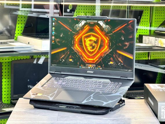 Ігровий ноутбук MSI Cyborg A17 / 17.3" (1920x1080) IPS / AMD Ryzen 7 260 (8 (16) ядер по 3.8 - 5.1 GHz) / 16 GB DDR5 / 1000 GB SSD NVMe / nVidia GeForce RTX 5050, 8 GB GDDR7, 128-bit / WebCam / Win 11 б/в | Зображення 3