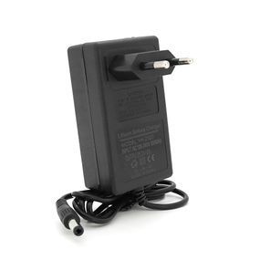 Зарядное устройство для аккумуляторов Li-ion 25.2V2A,штекер 5.5x2.5,индикация