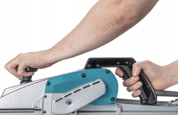 Фуганок мережевий Makita 1806B (1200 Вт, 170 мм, 15000 хв-1) | Зображення 1