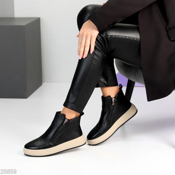 Лаконичные черные кожаные зимние ботинки на две молнии | Зображення 6