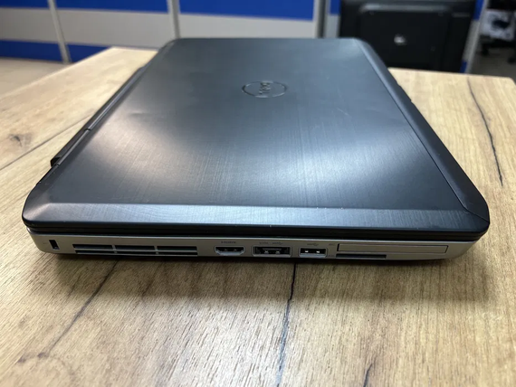 Ноутбук для роботи Dell Latitude 5530 15.6" HD intel i3 3110M/8gb/500Gb HDD | Зображення 4