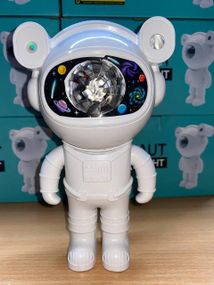 Astronaut Проектор галактики лазерный Астронавт-космонавт, звездное небо на потолке с пультом Белый