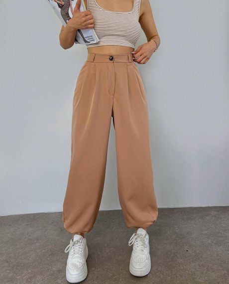 Женские свободные брюки джоггеры из костюмной ткани BF1278 цвет бежевый, размер 42/44
